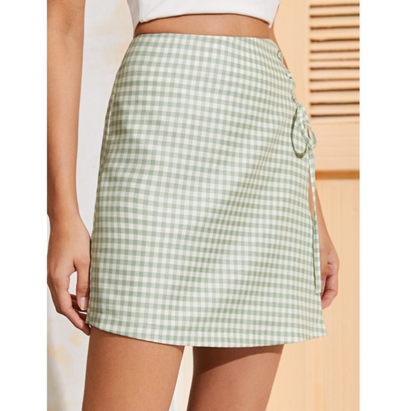 NWT Gingham Lace-Up Mini Skirt - Picture 3 of 3